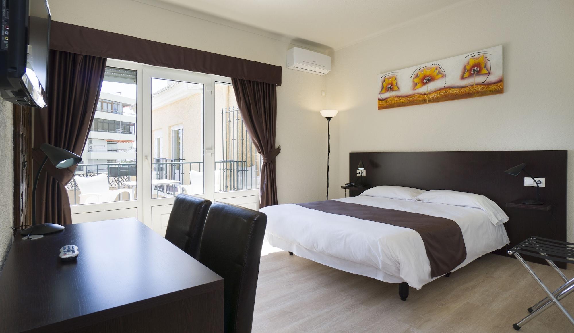 Hotel El Pozo Torremolinos Exterior photo